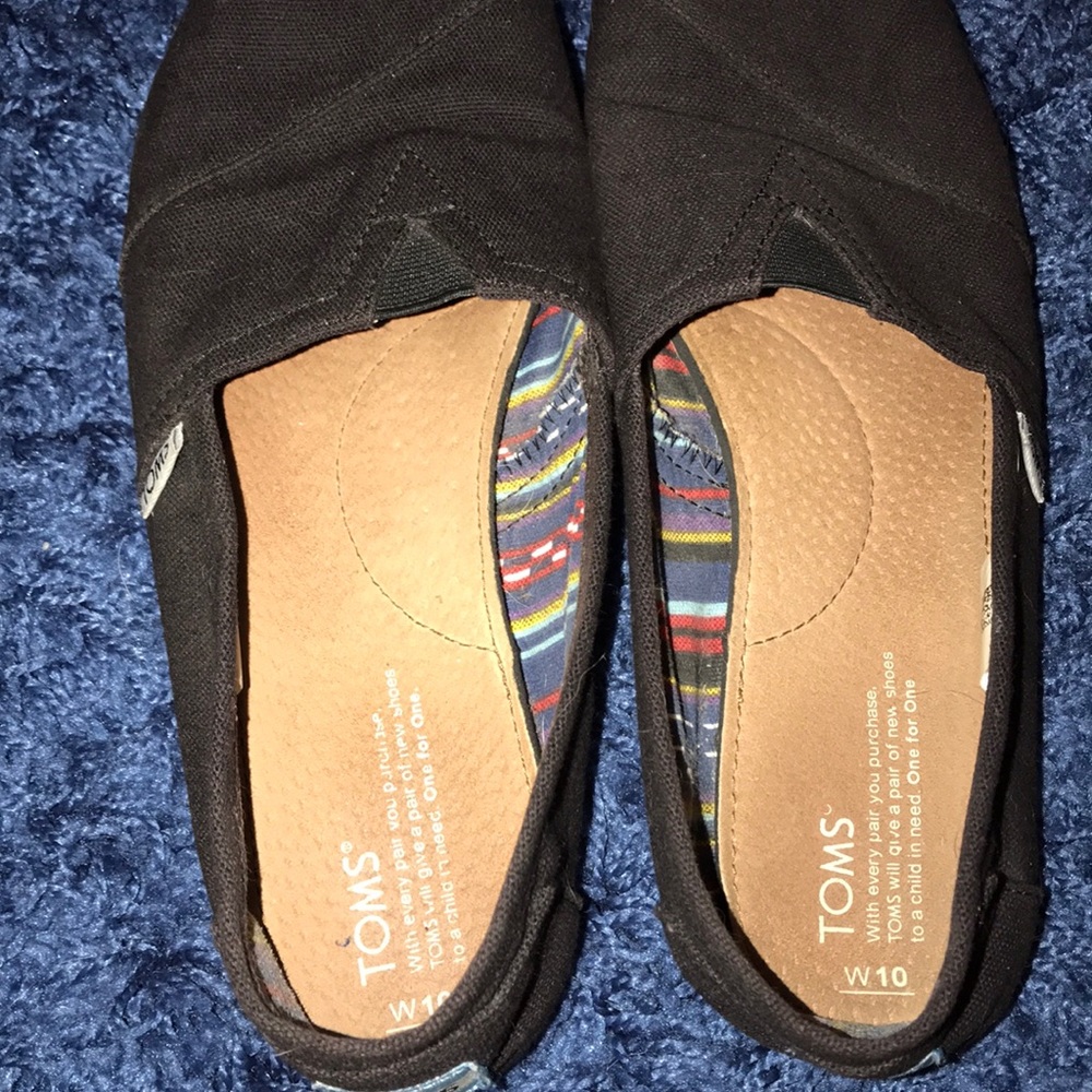 Toms - Picture 4 of 6